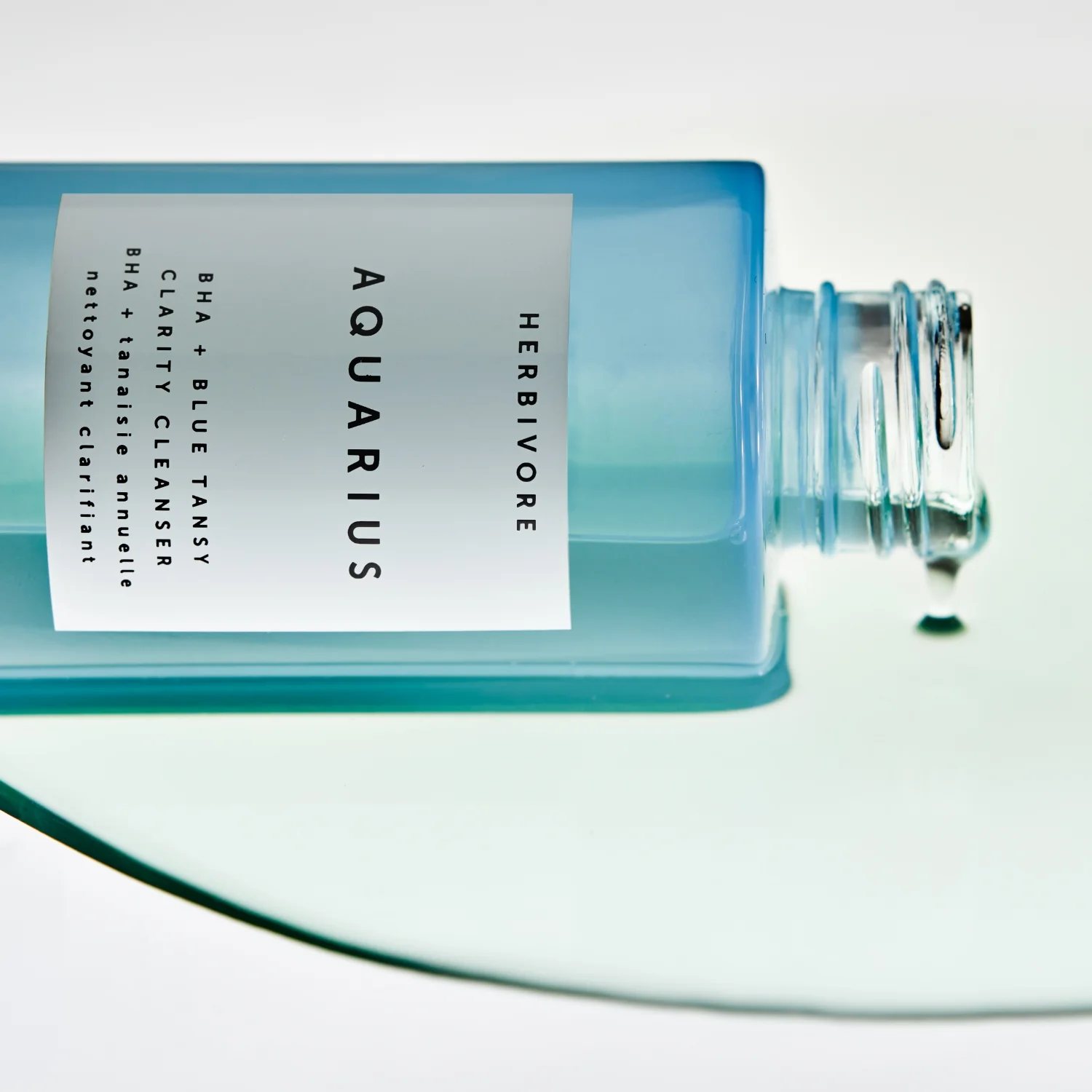 AQUARIUS BHA + Blue Tansy Clarity Cleanser view 2